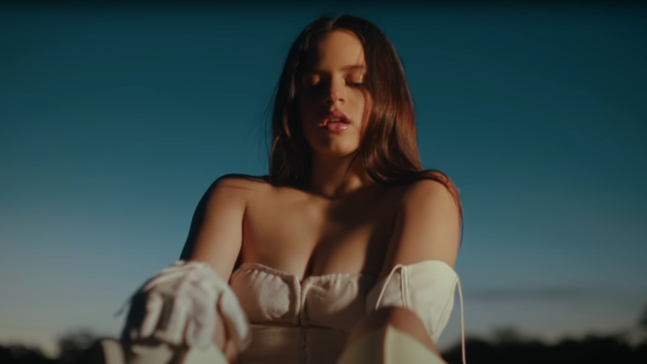 Rosalía en el videoclip de Hentai